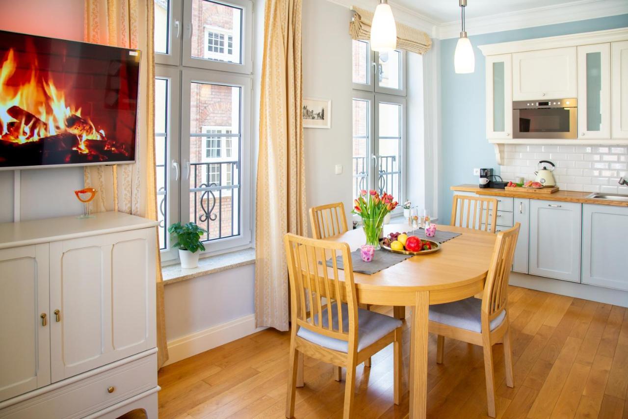 Maya'S Flats & Resorts - Staromiejski Apartments Gdansk Bagian luar foto